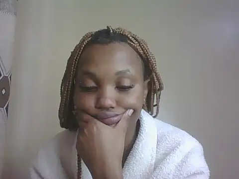 PrettyT5 online show from July 15, 2026, 12:45 pm