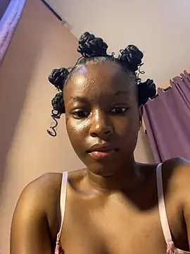 SassyPaulette online show from June 26, 2026, 7:42 pm