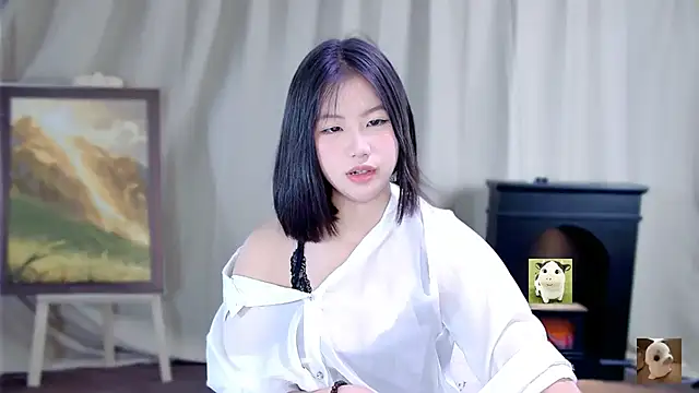 YangYang-Ya online show from July 31, 2026, 2:00 am