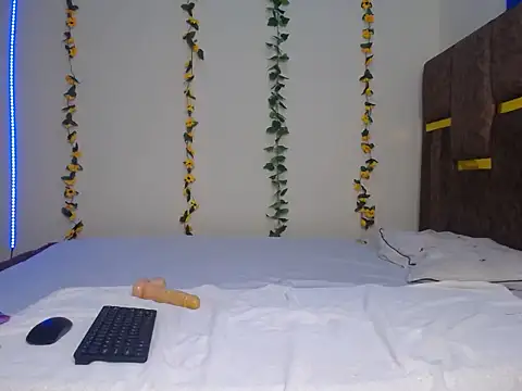 Sexyy Talia online show from July 28, 2026, 12:59 pm
