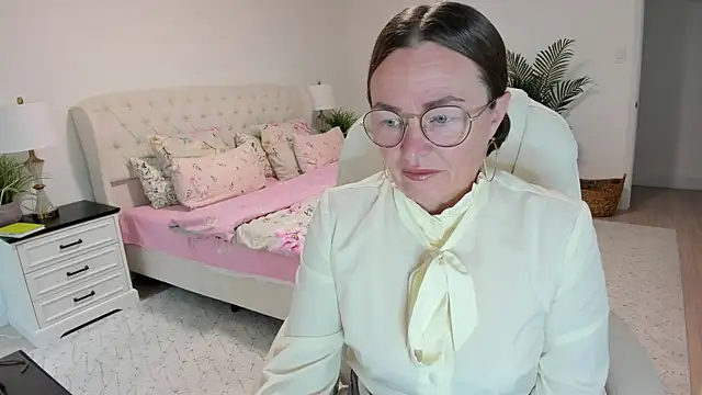Vika73 online show from July 11, 2026, 12:16 pm