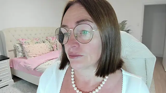 Vika73 online show from July 27, 2026, 11:39 am