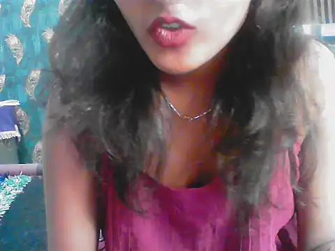 Diana Penty online show from June 2, 2026, 1:44 pm