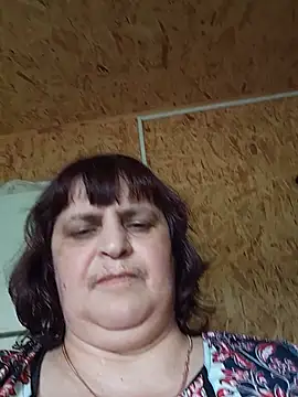 LisichkaOksana online show from June 8, 2026, 9:43 am