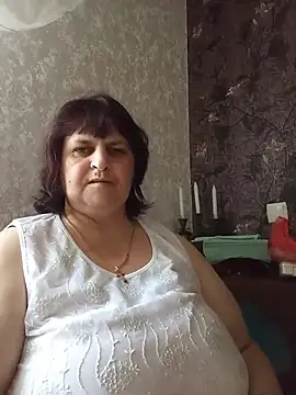 LisichkaOksana online show from June 5, 2026, 8:31 am