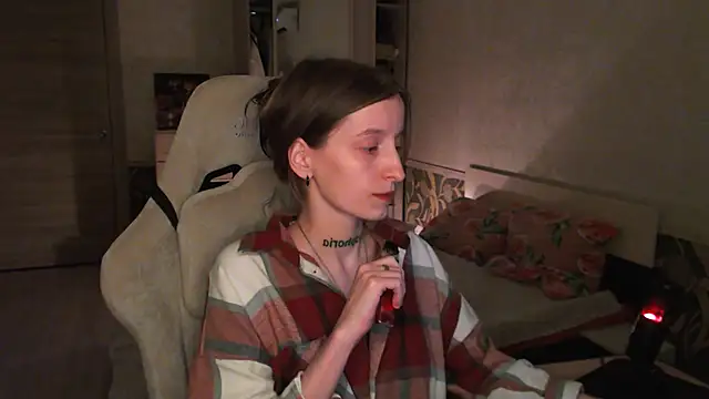 Snapshot of cath_alien chatting on May 27, 2026, 7:32 pm cath alien online show from May 27, 2026, 7:32 pm