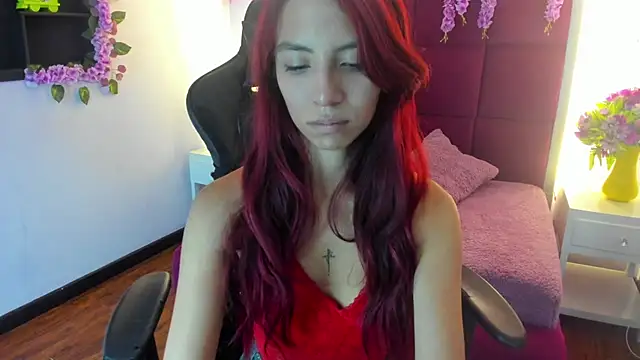 NinaaXXX  online show from June 27, 2026, 6:47 pm