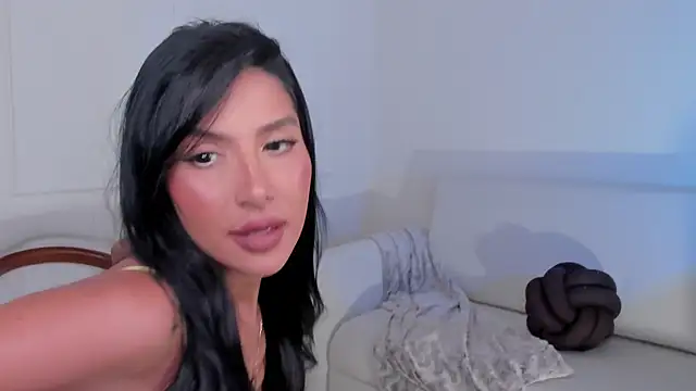 Snapshot of Anny_Honeey chatting on May 28, 2026, 2:01 pm Anny Honeey online show from May 28, 2026, 2:01 pm