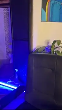 ChrisRuiz online show from June 5, 2026, 3:44 am