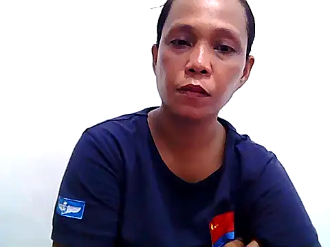 morenapilipina online show from May 17, 2026, 1:49 am