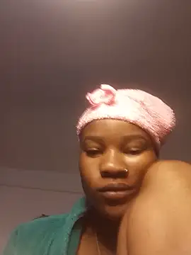 twnkytwinkle online show from June 14, 2026, 2:35 am