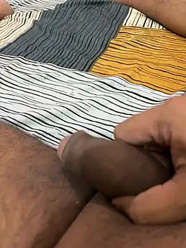 jimthethickcock online show from July 27, 2026, 1:07 pm