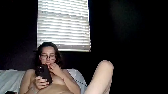 Tallhungcloudyyy online show from June 11, 2026, 2:53 am