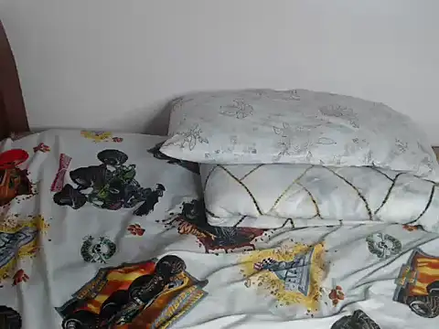 Snapshot of rinaspice chatting on June 2, 2026, 2:28 pm rinaspice online show from June 2, 2026, 2:28 pm