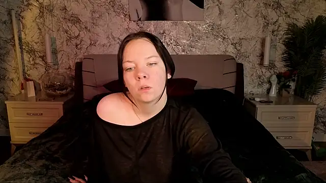 Snapshot of Shirley_Hartt chatting on May 30, 2026, 12:28 am Shirley Hartt online show from May 30, 2026, 12:28 am