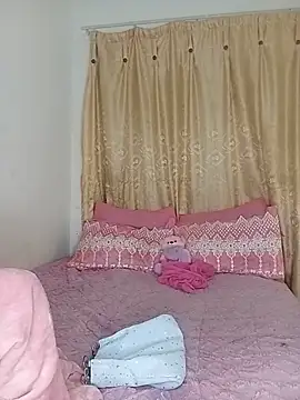 SweetDoll 04 online show from May 31, 2026, 4:40 am