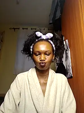 Snapshot of Sugarpie_ chatting on July 22, 2026, 3:52 am Sugarpie online show from July 22, 2026, 3:52 am