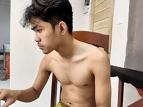 urBunnyboi online show from June 30, 2026, 2:39 pm