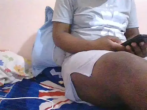 queenm5 online show from July 22, 2026, 5:37 pm