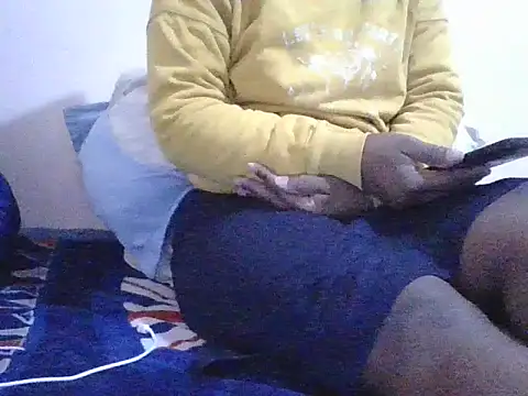 queenm5 online show from July 20, 2026, 3:03 am