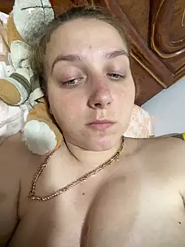 Loulou fck online show from July 14, 2026, 8:37 pm