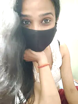 Amrita Thakur01 online show from May 26, 2026, 1:37 am