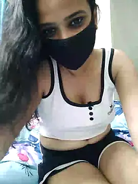 Amrita Thakur01 online show from May 28, 2026, 1:28 pm