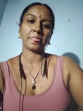 madhushree143 online show from May 29, 2026, 12:11 pm