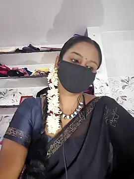 madhushree143 online show from July 29, 2026, 4:44 am