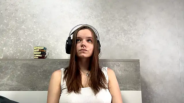 Snapshot of LisbethShellenbarger chatting on May 25, 2026, 7:07 am LisbethShellenbarger online show from May 25, 2026, 7:07 am