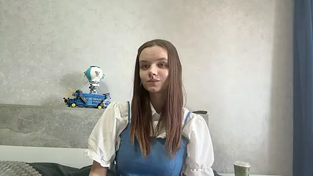 Snapshot of LisbethShellenbarger chatting on May 21, 2026, 7:50 am LisbethShellenbarger online show from May 21, 2026, 7:50 am