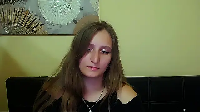 Jenny smille  online show from June 23, 2026, 5:27 am