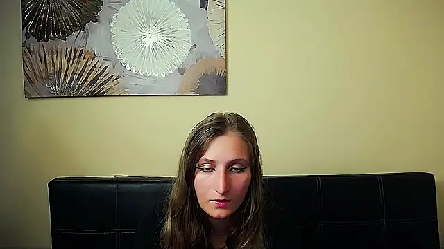 Jenny smille  online show from July 7, 2026, 5:54 am