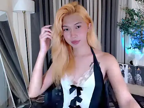 urdreamgirl mika27 online show from July 27, 2026, 12:50 am