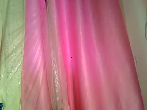 Sexy strawberina online show from July 17, 2026, 10:56 am