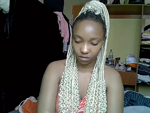 pretty jazminee1 online show from May 26, 2026, 6:55 am