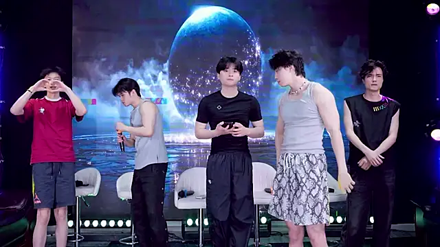 XT-YYDS-001 online show from June 8, 2026, 11:11 am