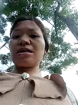 Snapshot of lya_sexyy chatting on July 8, 2026, 10:49 am lya sexyy online show from July 8, 2026, 10:49 am