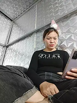 Snapshot of lya_sexyy chatting on May 30, 2026, 3:50 pm lya sexyy online show from May 30, 2026, 3:50 pm