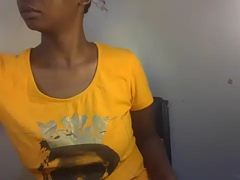 prettyslyy254 online show from May 24, 2026, 12:05 pm