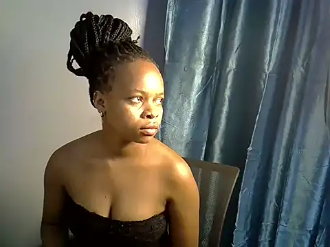 Snapshot of Afrikan_desire chatting on May 22, 2026, 12:36 pm Afrikan desire online show from May 22, 2026, 12:36 pm