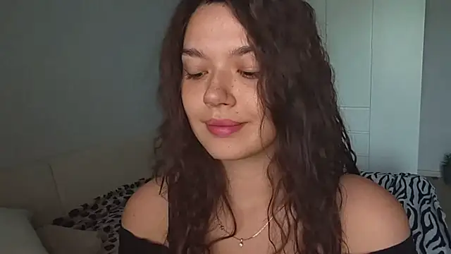 Vicki queen online show from June 27, 2026, 5:13 am