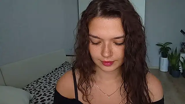 Vicki queen online show from July 8, 2026, 5:19 am