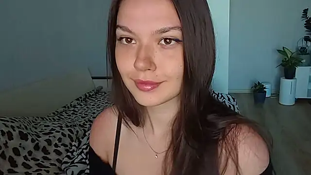 Vicki queen online show from June 16, 2026, 5:07 am