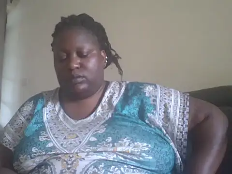 fat ebonyqueen online show from May 23, 2026, 2:16 pm
