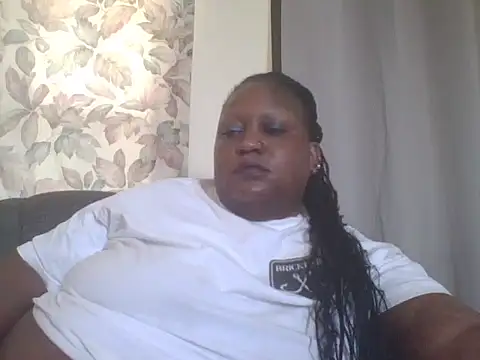fat ebonyqueen online show from July 13, 2026, 11:42 am