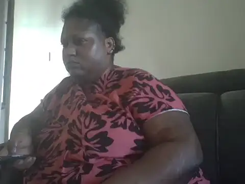 fat ebonyqueen online show from July 6, 2026, 7:37 am