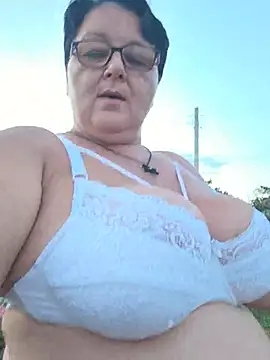 Diana Diafan online show from July 25, 2026, 6:03 pm