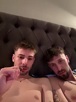 boyfriends24h online show from May 18, 2026, 8:13 pm