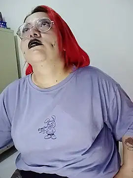 bruja sscarlata online show from May 25, 2026, 6:28 pm